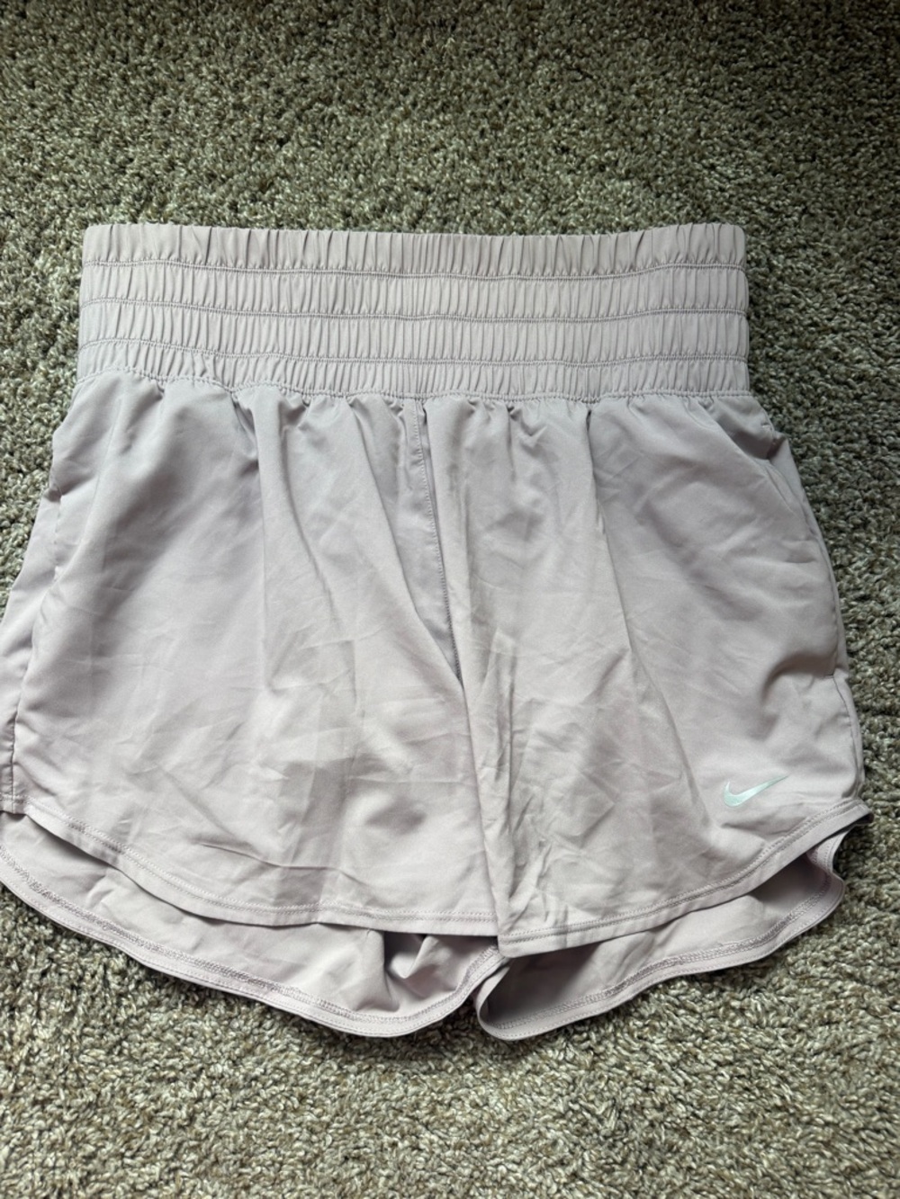 Nike Women's Pale Mauve Elastic-Waist Athletic Shorts